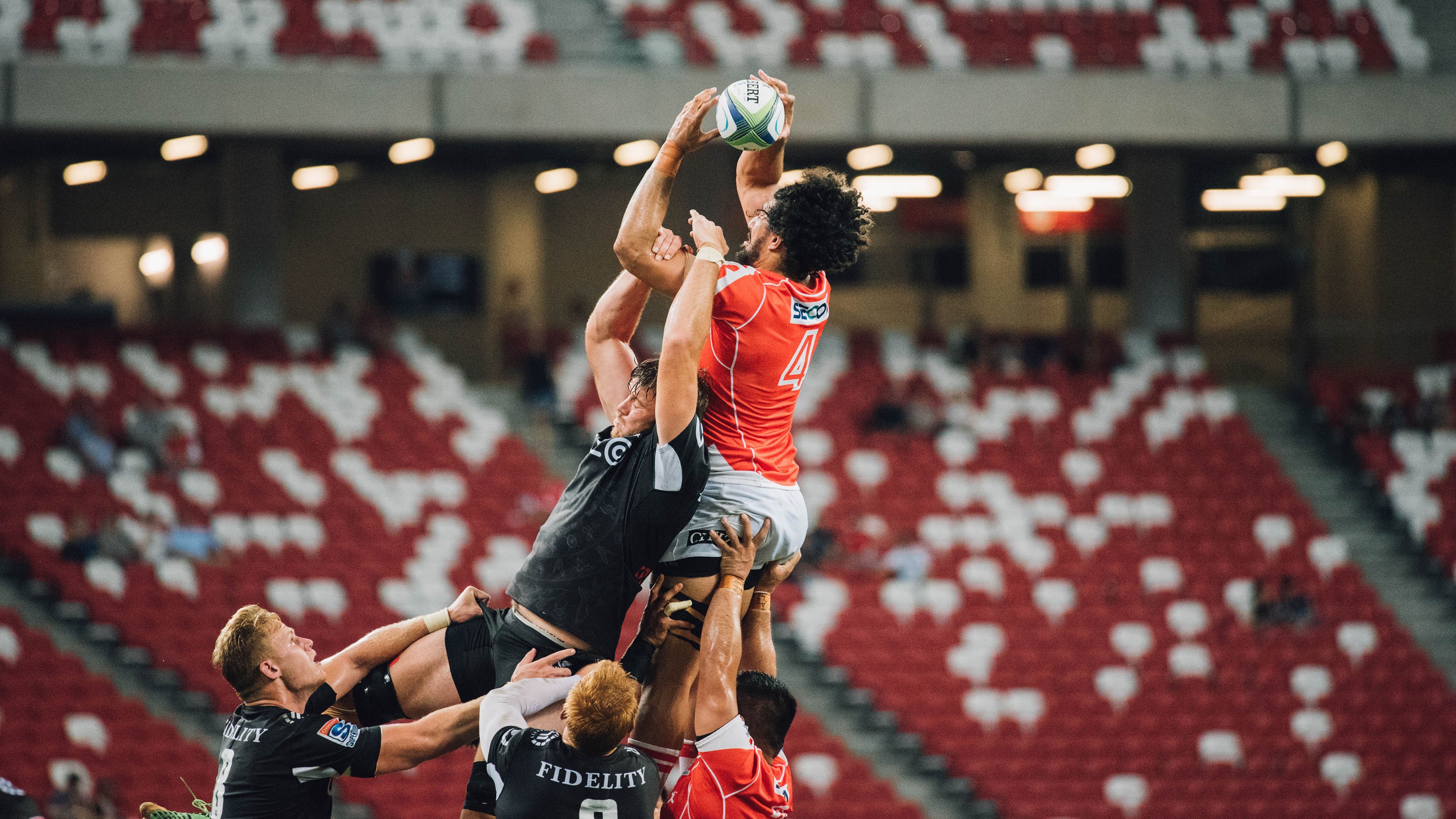 训练营内部赛频繁展开模拟真实对抗检验球员综合能力，训练模拟对抗系统