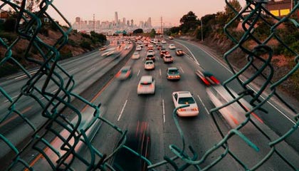 kaiyun体育app-《电竞迷的梦想：打造属于自己的专属电竞基地》，电竞1∨1hh